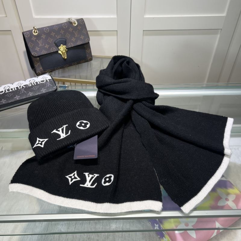 Louis Vuitton Caps Scarfs